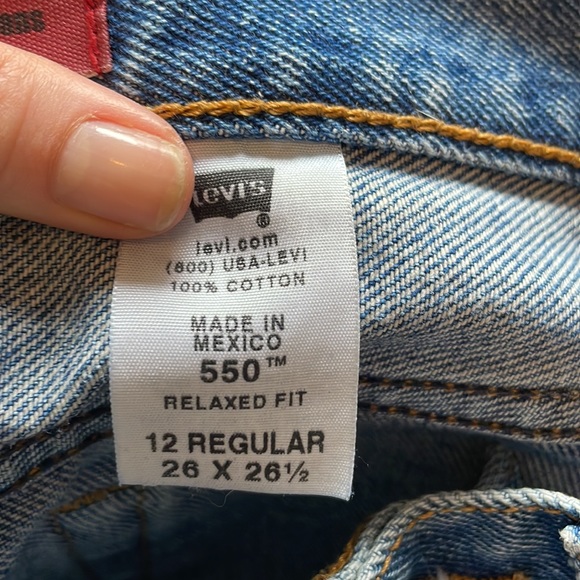 Levi’s 550 Relaxed Fit - Picture 4 of 4